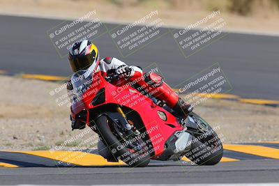 media/Oct-03-2022-Moto Forza (Mon) [[5f077a3730]]/Advanced Group/Session 2 (Turn 10)/